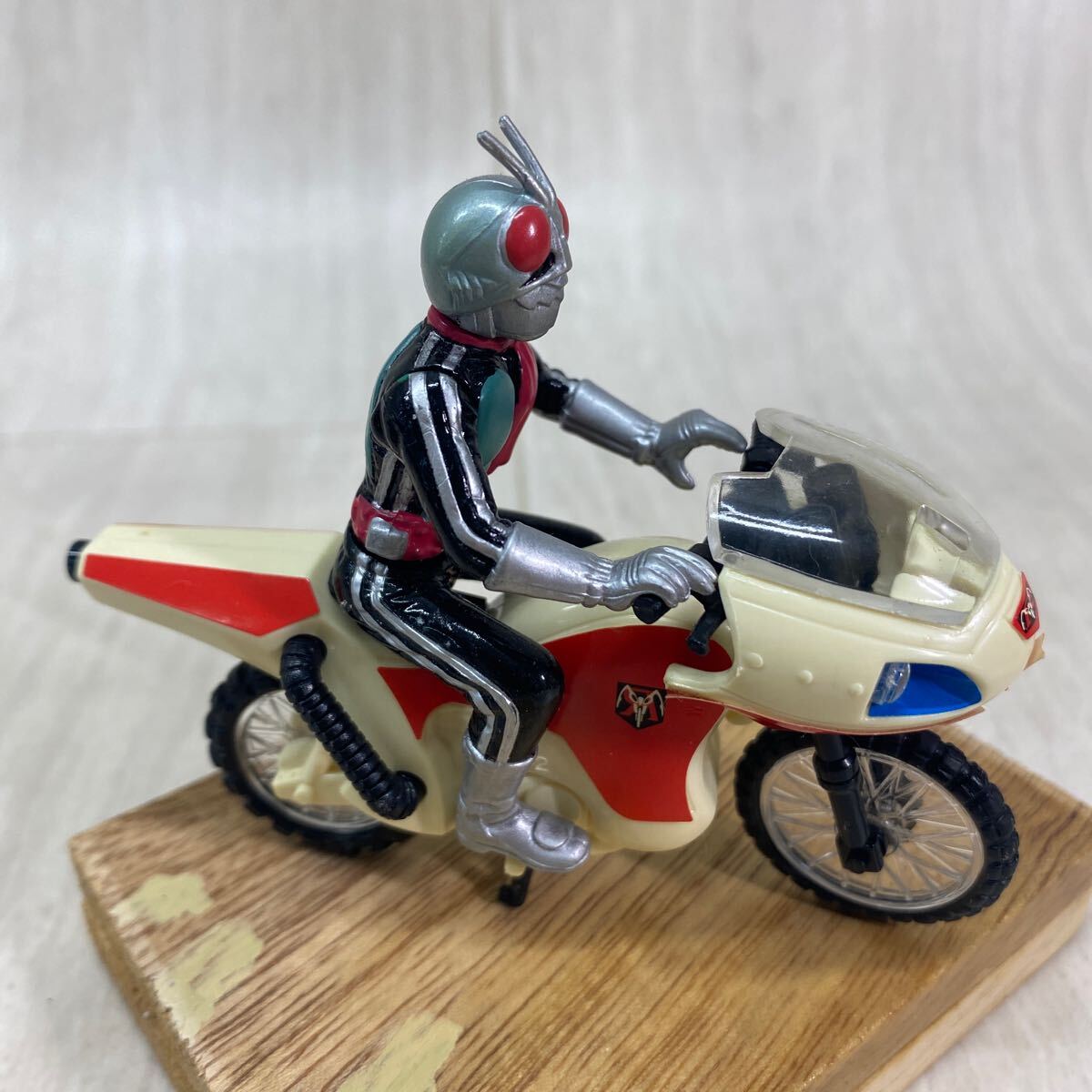 バンダイHGシリーズ 仮面ライダー ライダーマシンクロニクル 33