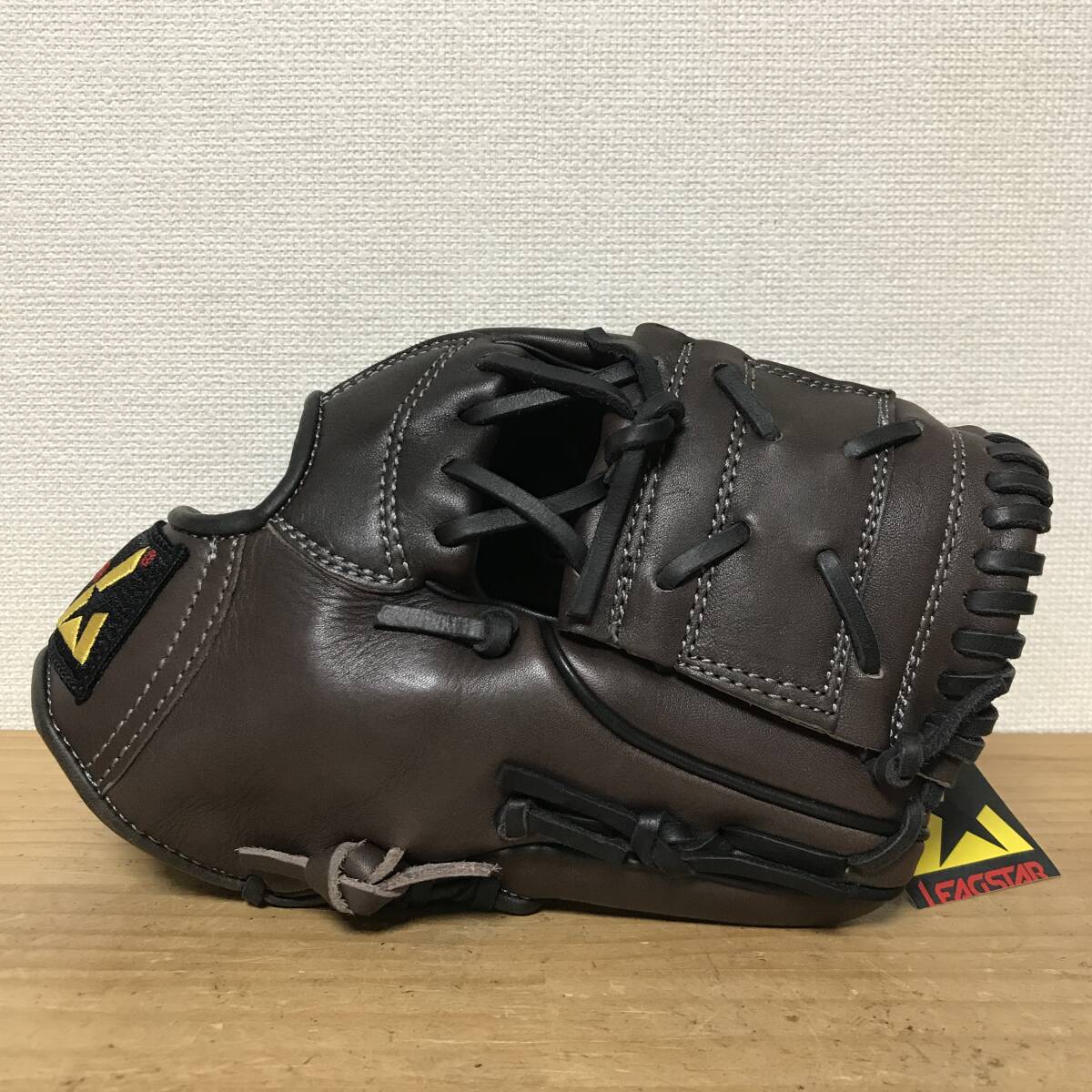 LEAGSTAR 軟式内野手用グラブ　LGN-B LEAGSTAR 軟式内野手用グラブ LGN-B