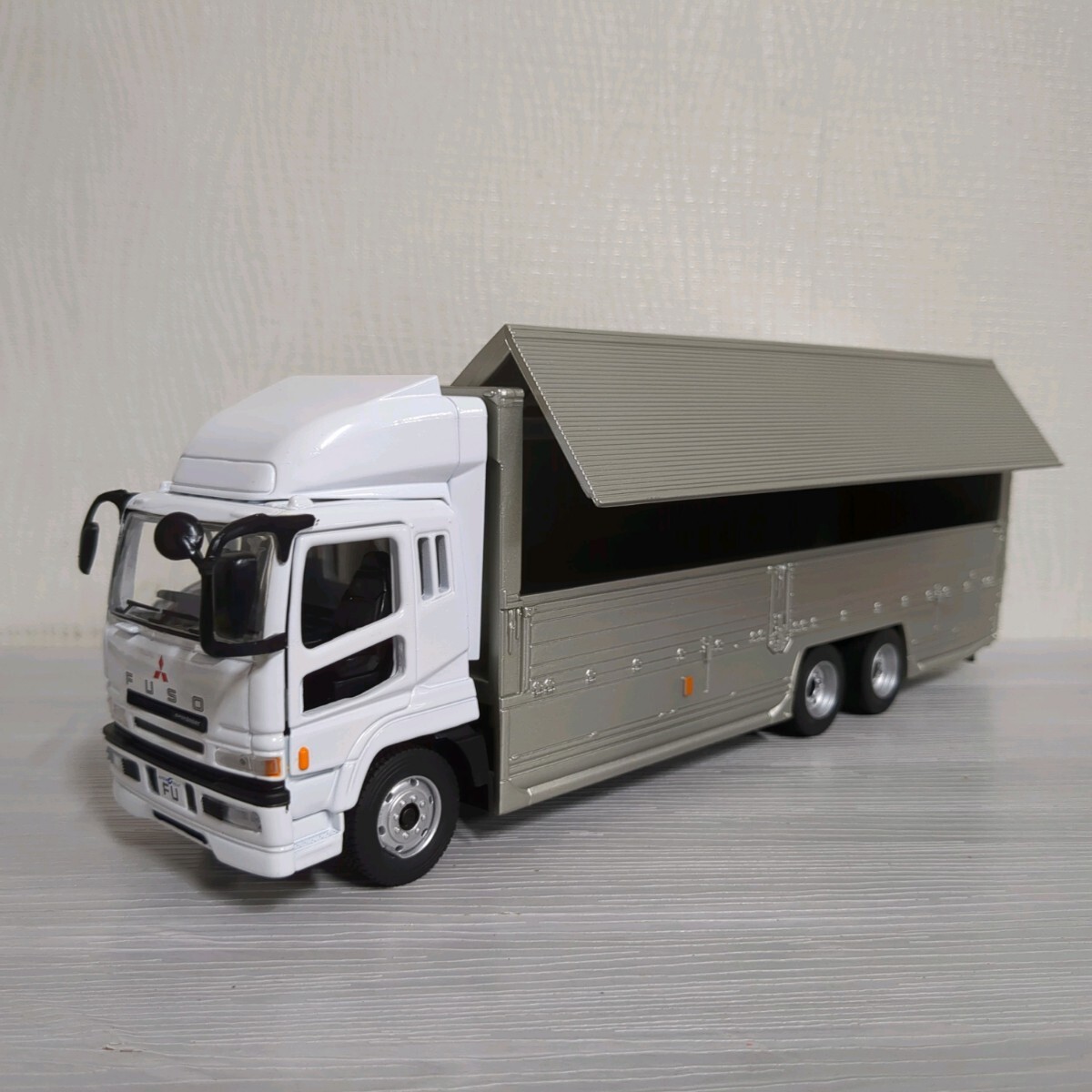 アガツマ 三菱ふそう スーパーグレート 1/43 非売品 模型 ミニカー