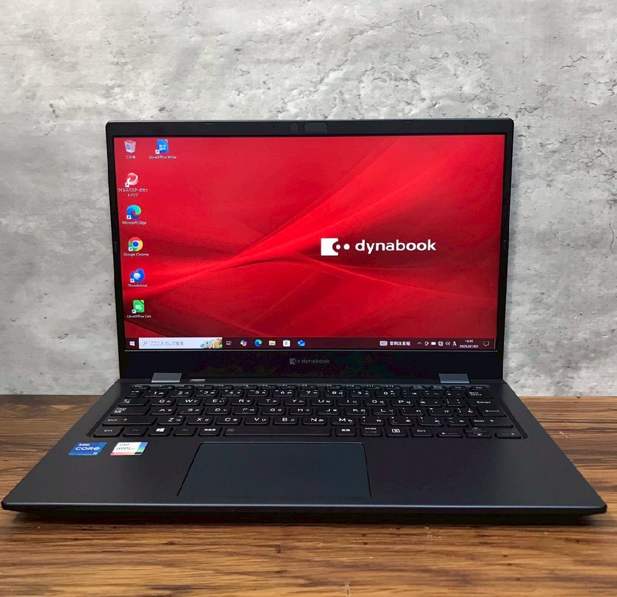 美品】東芝 dynabook T452/31HW ノートパソコン / CPU celeron