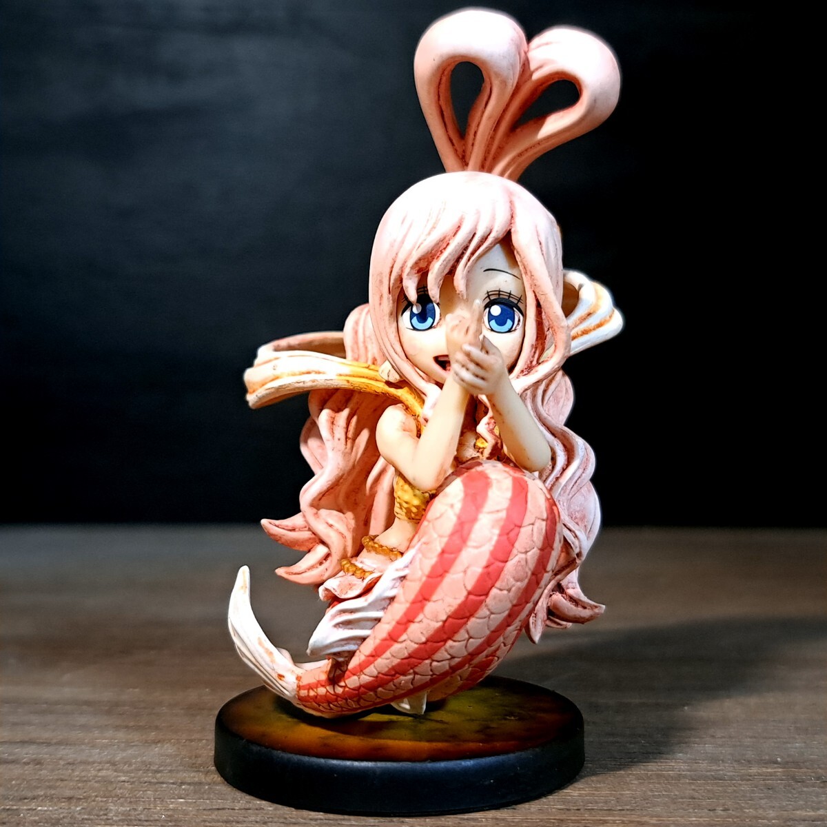 しらほし姫　ワンピース ワールドコレクタブルフィギュア/ワーコレ/リペイント/リメイク/カスタムペイント/ONE PIECE WCFの1番目の画像