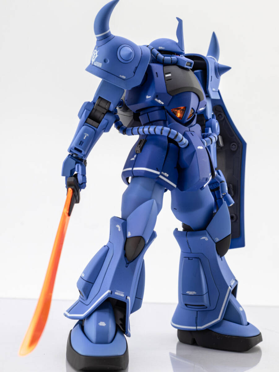 旧キットのドダイとリバイブ版グフ完成品 【公式通販】