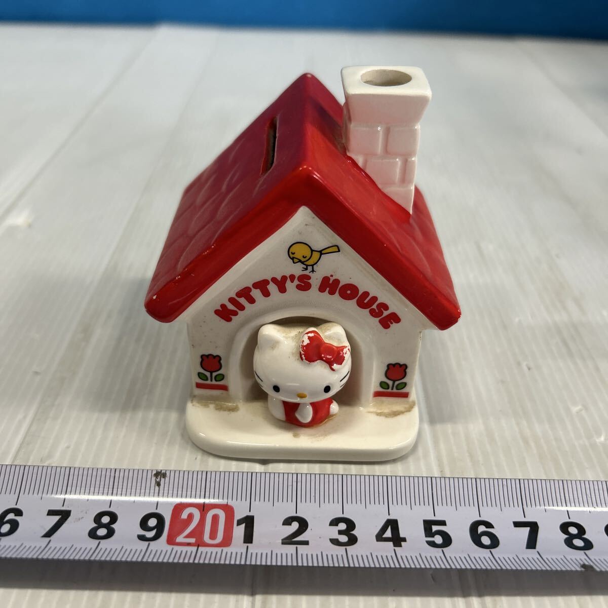 HELLO KITTY☆キティちゃん ダイカット弁当箱 昭和レトロ サンリオ1976