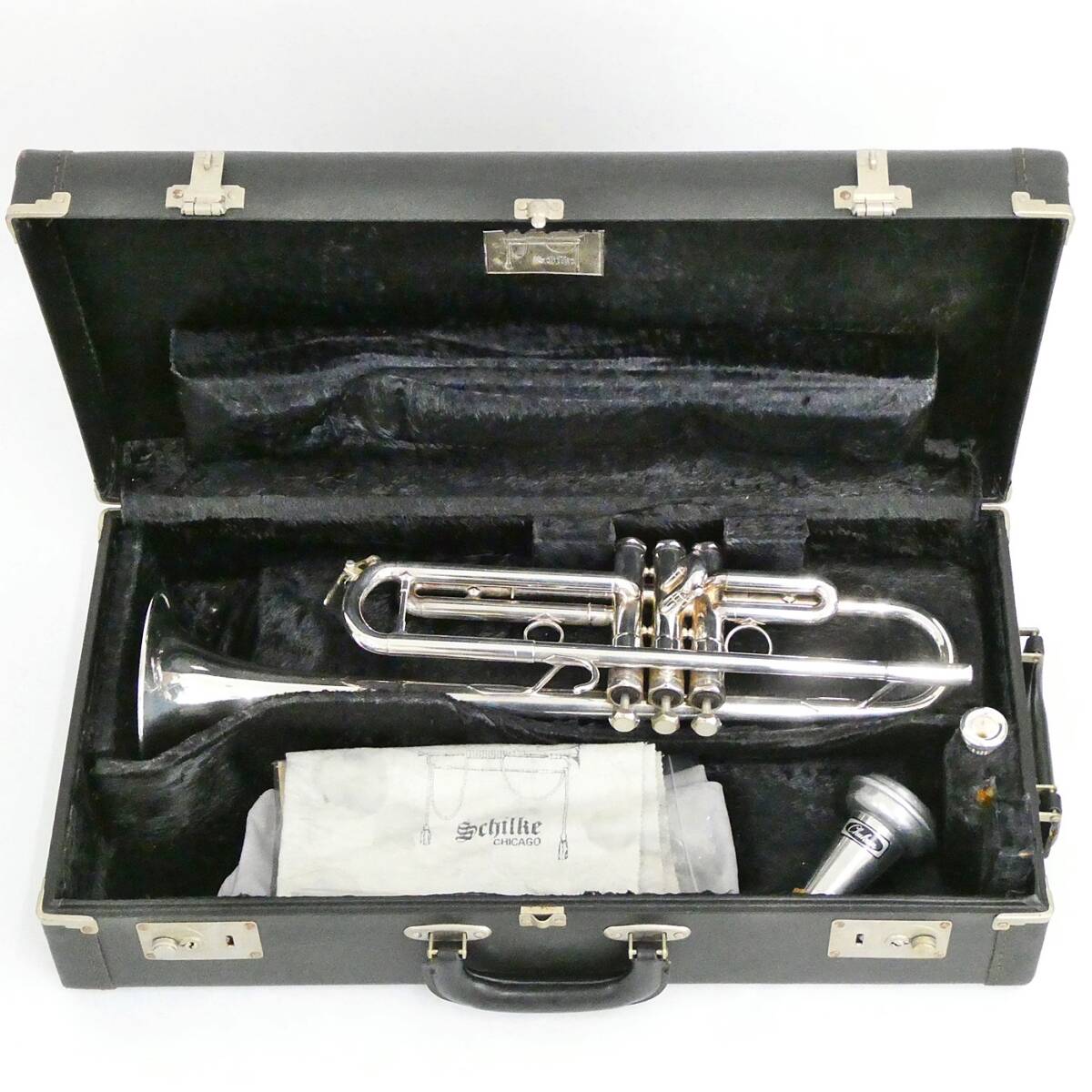 【美品】Yamaha トランペット YTR235 ケース付き マウスピース新品 YAMAHA ヤマハ トランペット YTR-235 純正マウスピース ミュート