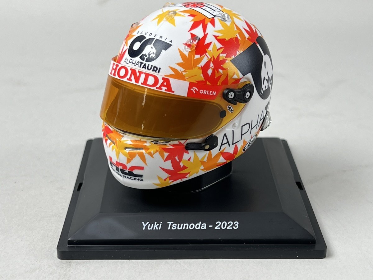 SPARK 1/5 ニキ ラウダ ヘルメット 1977 新品SPARK 1⁄5 ニキ ラウダ 