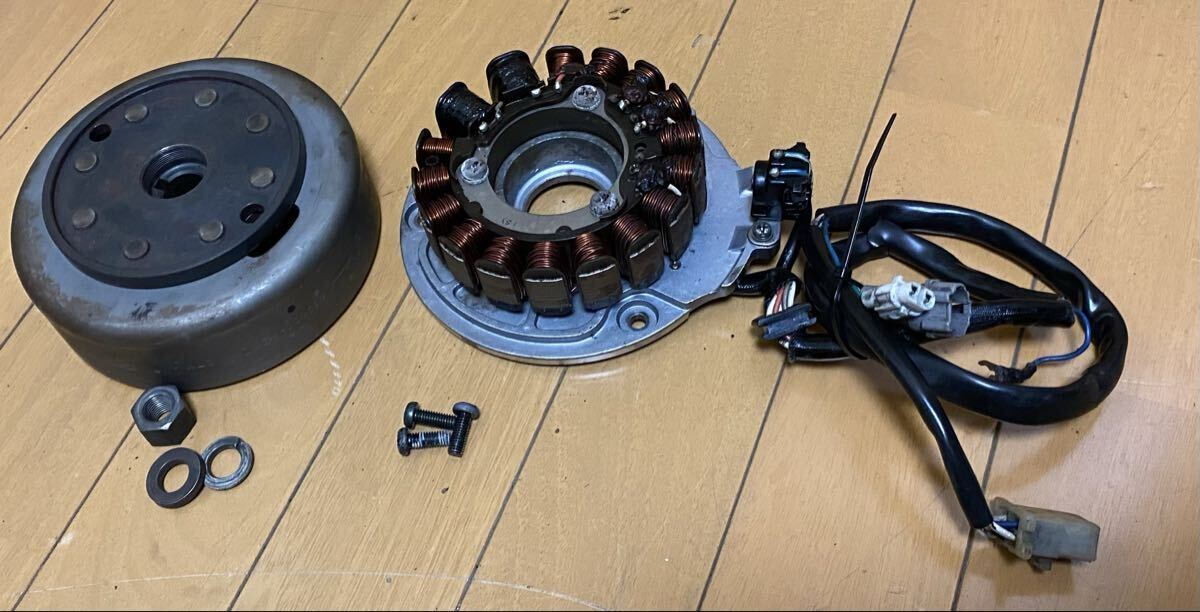 SR400 1JR 2H6 ジェネレーターコイル Yahoo!オークション - ヤマハ SR400 1JR 2H6 純正ジェネレーターコイル