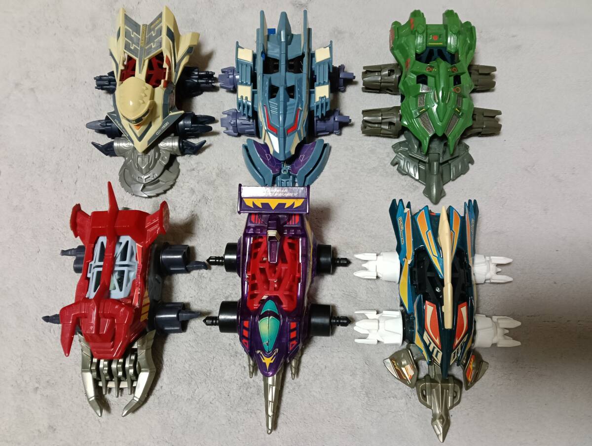 新品】クラッシュギア ガルダフェニックス 劇場バージョン ゴルド
