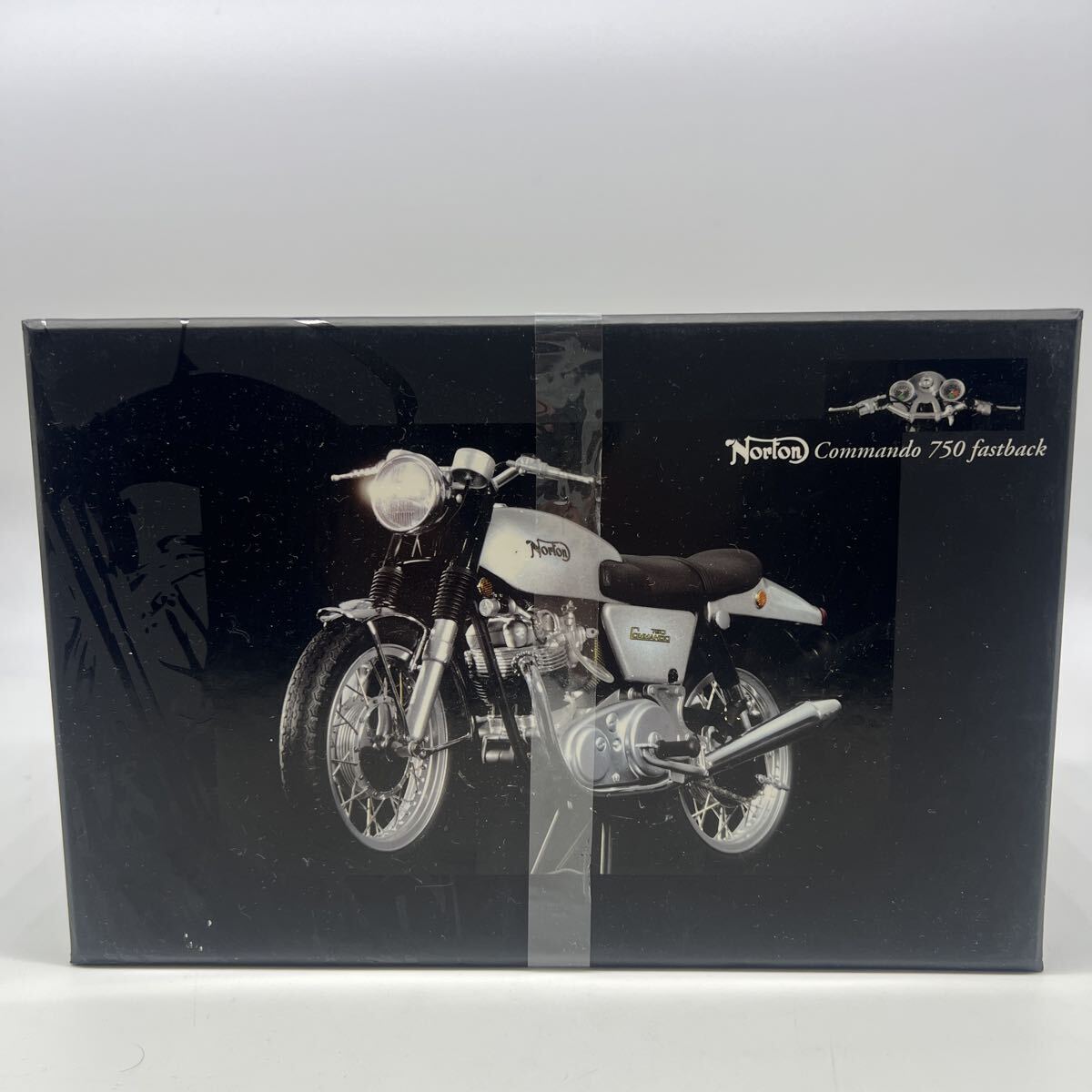 特価 MINICHAMPS 1/12 ノートン コマンド Fastback② 1/12 ミニチャンプス 122132000 ノートンコマンド 750 ファストバック