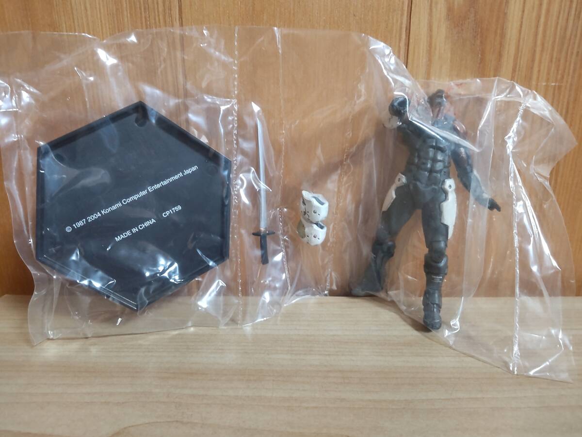 傷や汚れあり】コナミフィギュアコレクション メタルギアソリッド2
