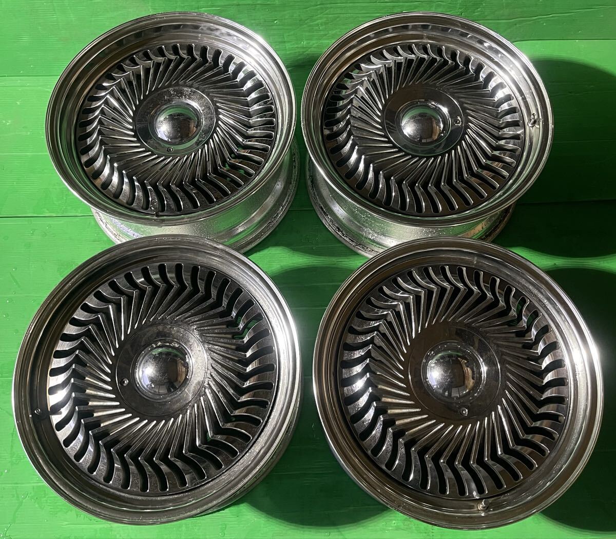 中古ホイール CARVING HEAD40 カービング ヘッド40 17インチ 7J +25