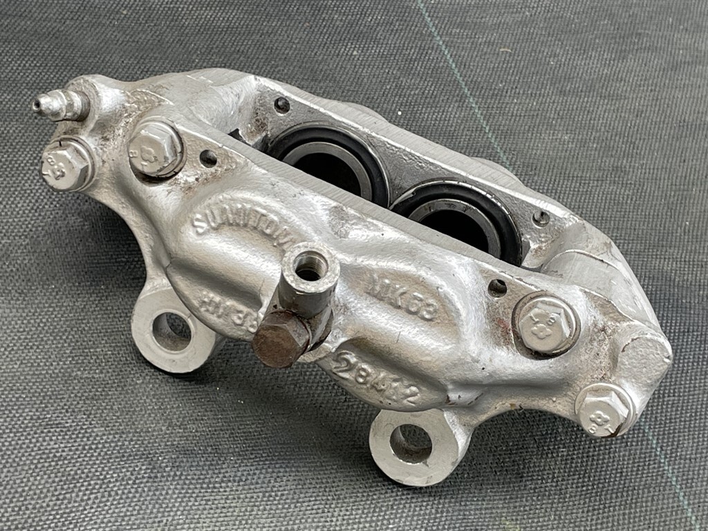 HCR32 R32 タイプM 純正 フロント キャリパー 流用 R30 R31 ハコスカ