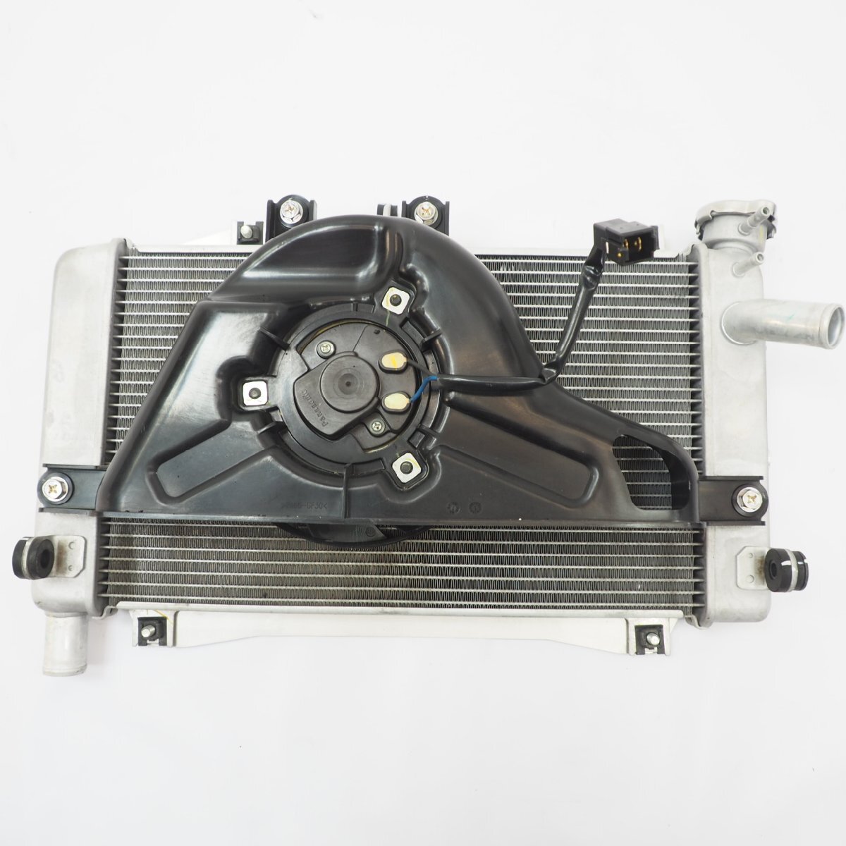 中古】ZX-12R ZXT20A 実動車外し 純正 ラジエターSET 検※ A型 B型 中古】ZX-12R ZXT20A 実動車外し 純正 ラジエターSET 検※ A型 B型