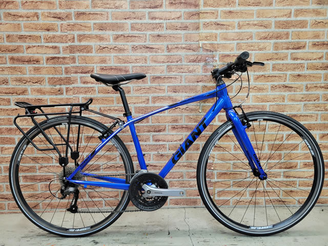 クロスバイク ジャイアント エスケープ エアー 700×28C チェーン新品