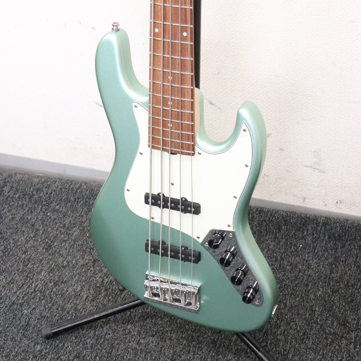 Sadowsky 5弦ベース ブリッジ 約19ミリピッチ 中古美品の落札情報詳細