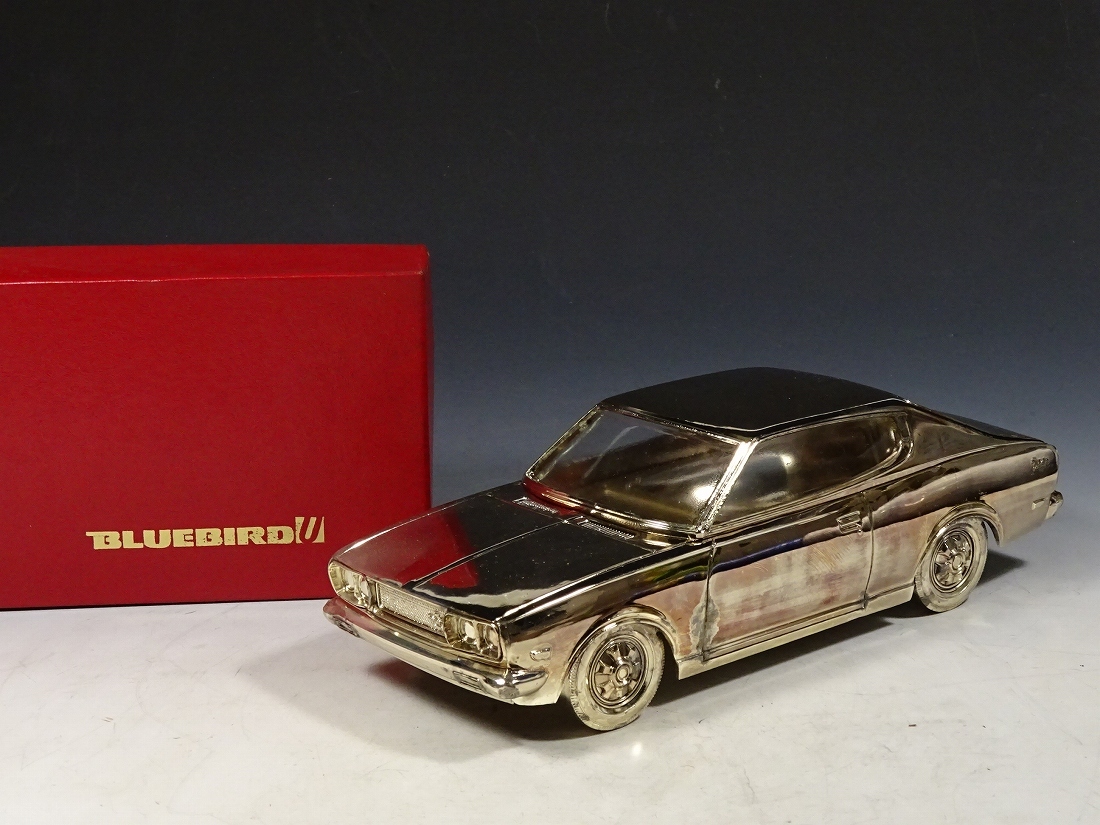 新品】グンゼ 1/20 NISSAN BLUEBIRD 2000G6-E-L HARDTOP 810型 希少