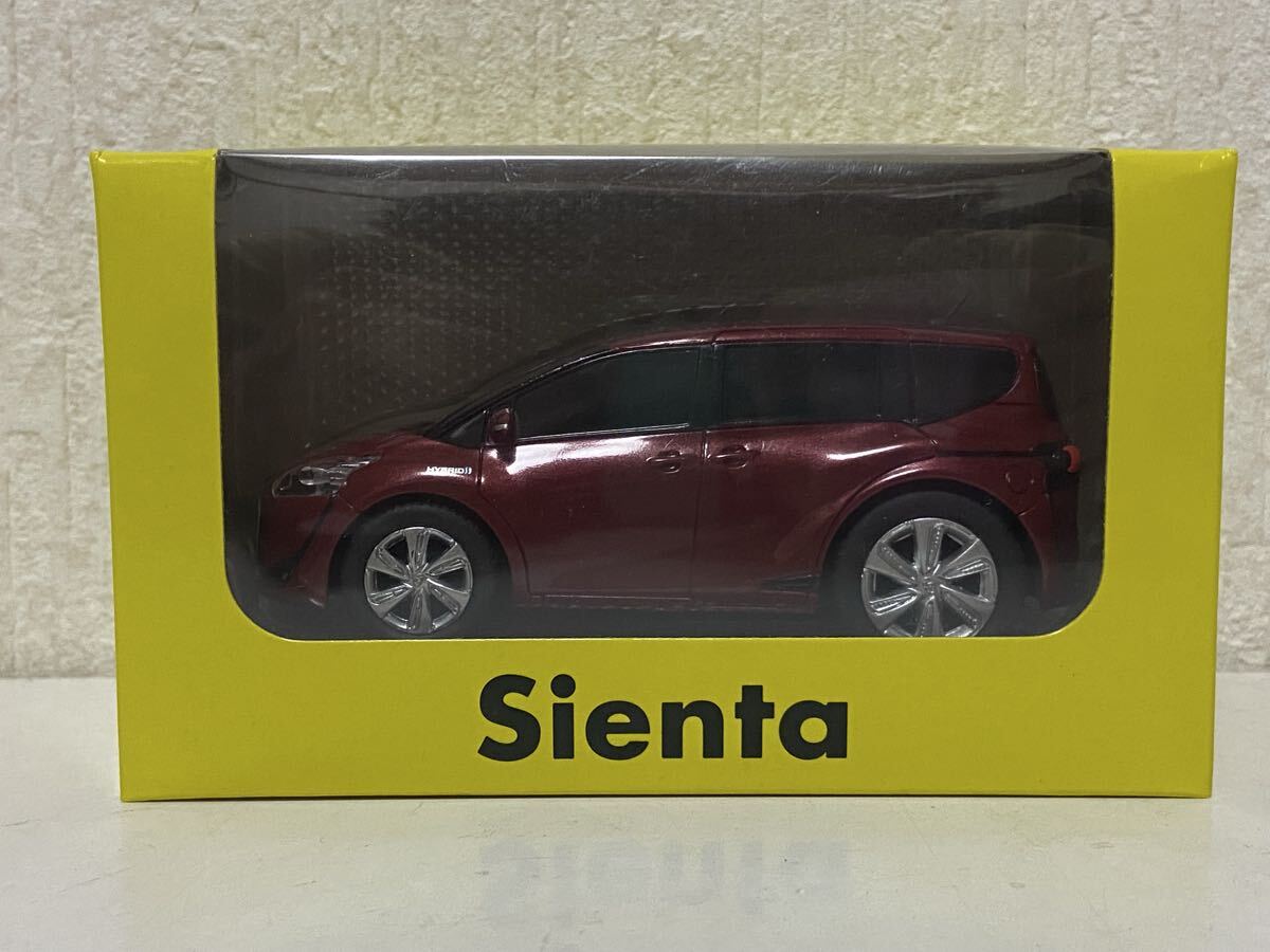非売品 TOYOTA トヨタ ヤリス YARIS 1/30 色見本 ミニカー 店頭展示用