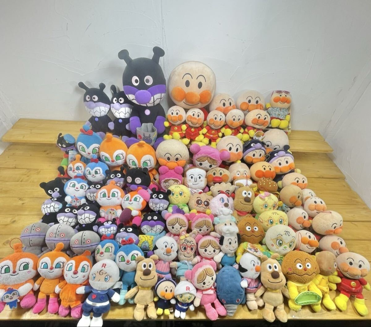 中古】アンパンマン フィギュア 人形 バイキン城 ブラックロールパンナ