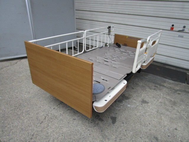 中古】床走行式電動介護リフト KQ-781 パラマウントベッド 中古美品の 中古】床走行式電動介護リフト KQ-781 パラマウントベッド 中古美品の