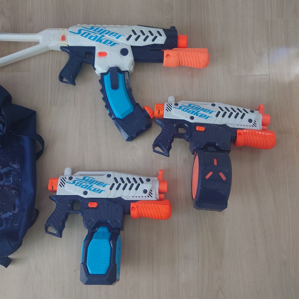 中古】Nerf スーパーソーカー ハイドロキャノン 水鉄砲 バズーカ 国内