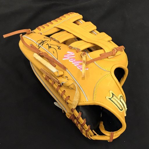 中古】◇直筆サイン入り◇中日ドラゴンズ 吉見一起 実使用 グローブ