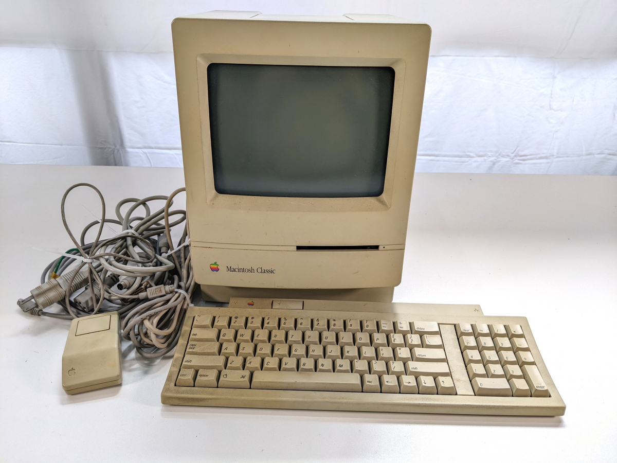 Apple アップル Macintosh Plus 1Mb M0001A MAC 旧型 デスクトップ PC