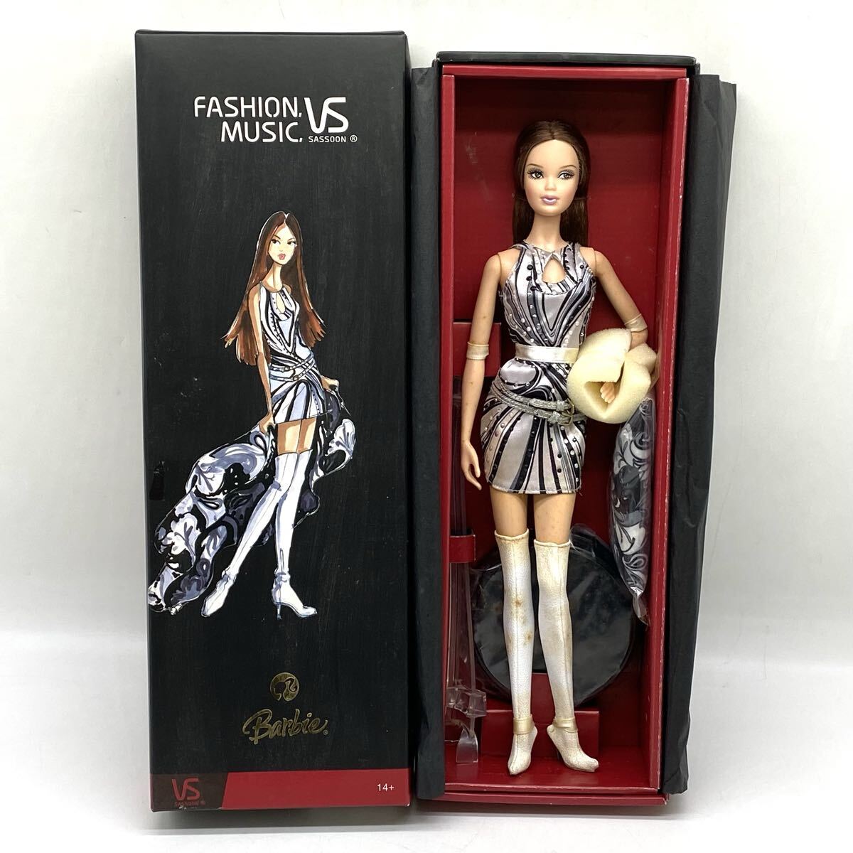 新品】【非売品】新品 VS 安室奈美恵 告知用 店頭用 B2ポスター