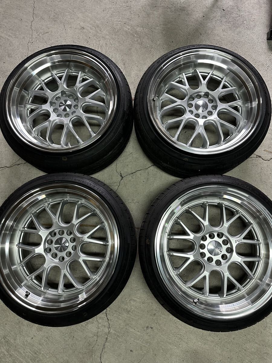 RADI8 r8cm9 18インチ pcd100 5h 9.5j＋35 215 40 18 stance usdmの