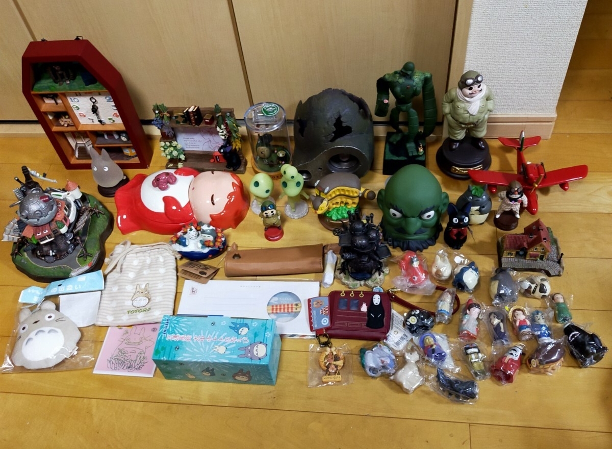 新品】千と千尋の神隠し まとめセット 写真集、絵本、コミックなど