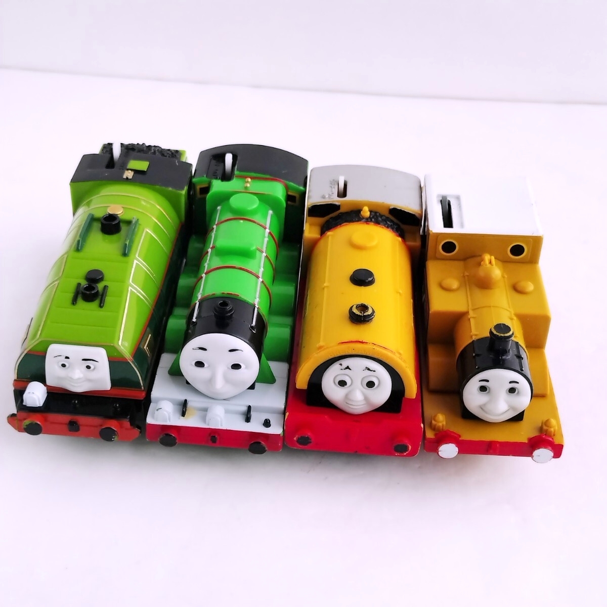 送料無料 美品 TOMY TAKARA きかんしゃトーマスのつながるビッグ