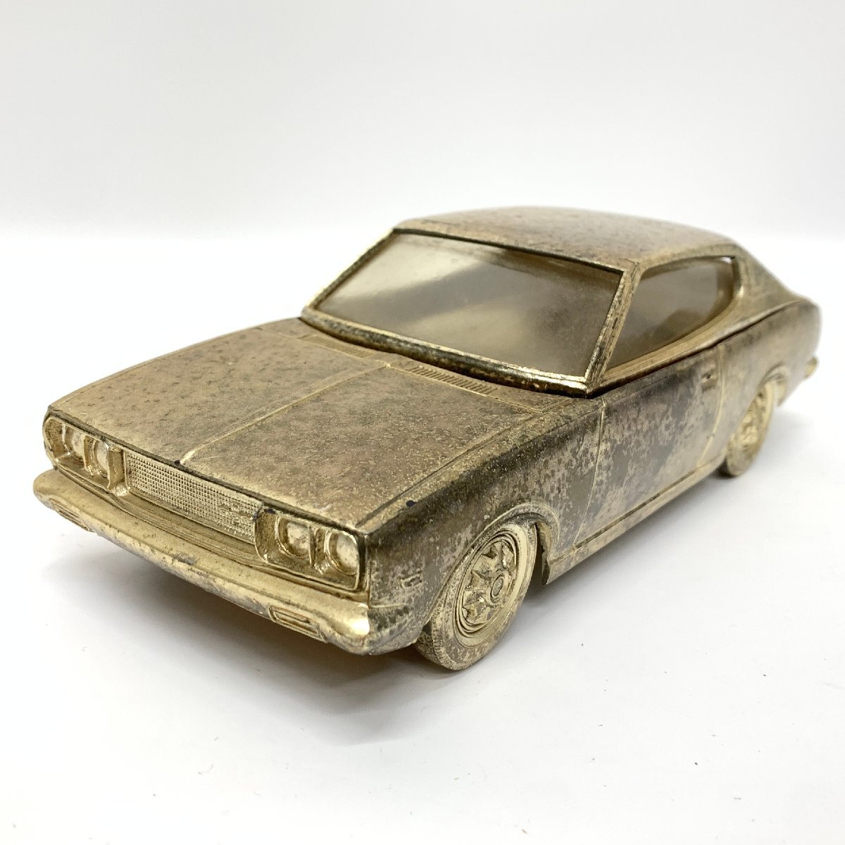 新品】グンゼ 1/20 NISSAN BLUEBIRD 2000G6-E-L HARDTOP 810型 希少
