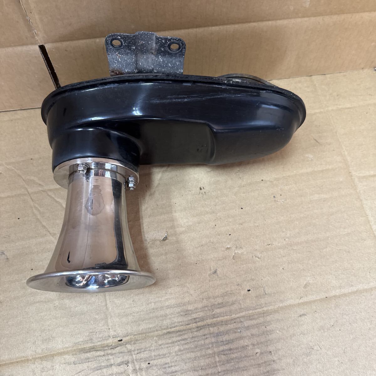 J8-1031 ホンダ スティード400 エアクリーナーボックス 純正品 【NC26