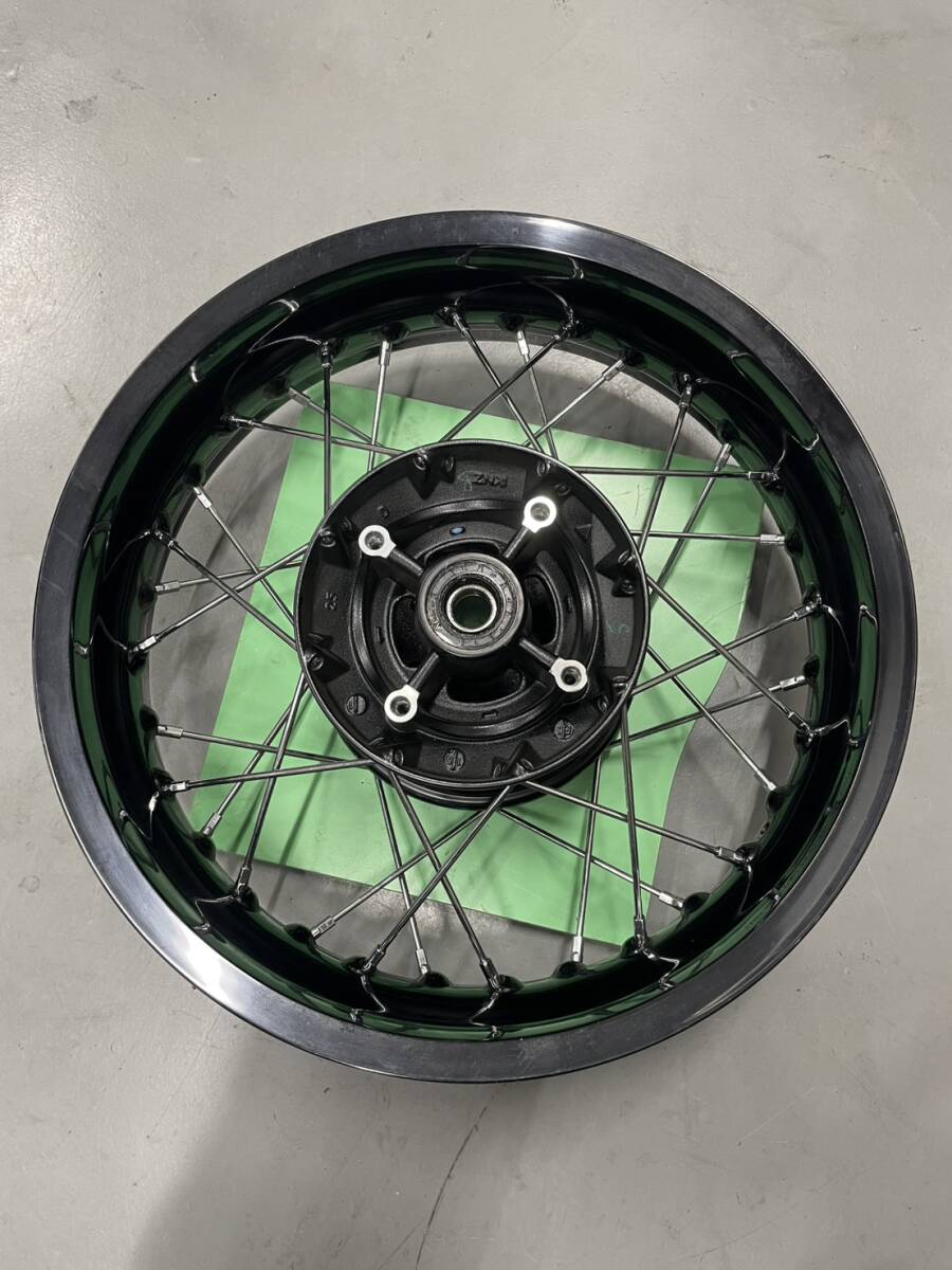 新古新車外し】☆スラクストン 1200 タンクストラップ タンクベルト