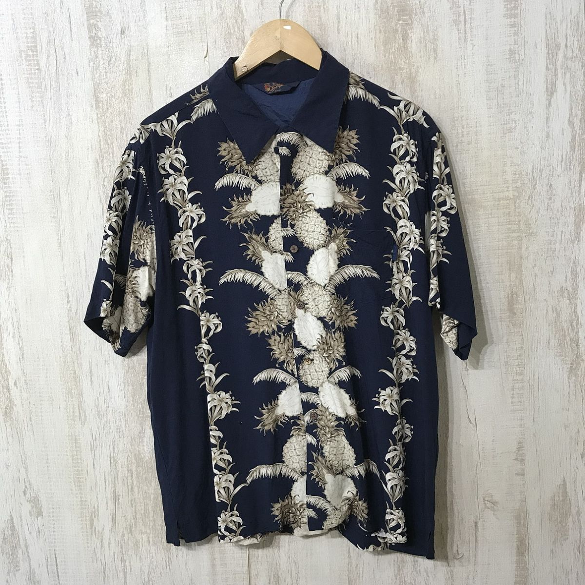 美品 レア柄○カールヘルム アロハシャツ レーヨン100％ 半袖シャツ
