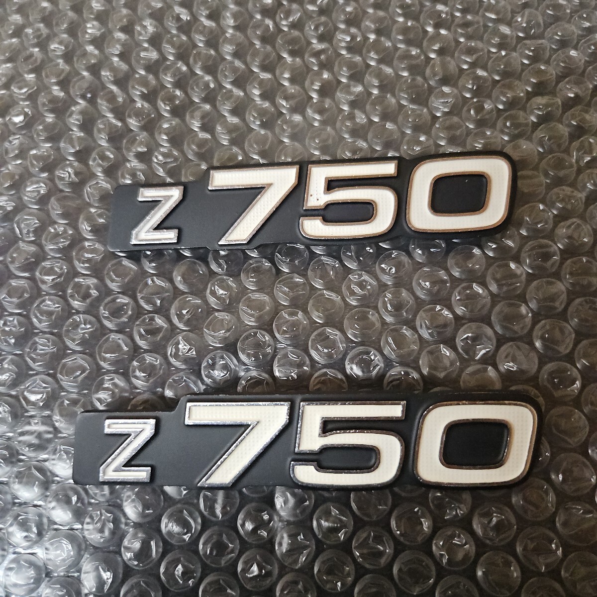 カワサキ 純正 サイドカバーエンブレム GPZ400 当時物 左右セット