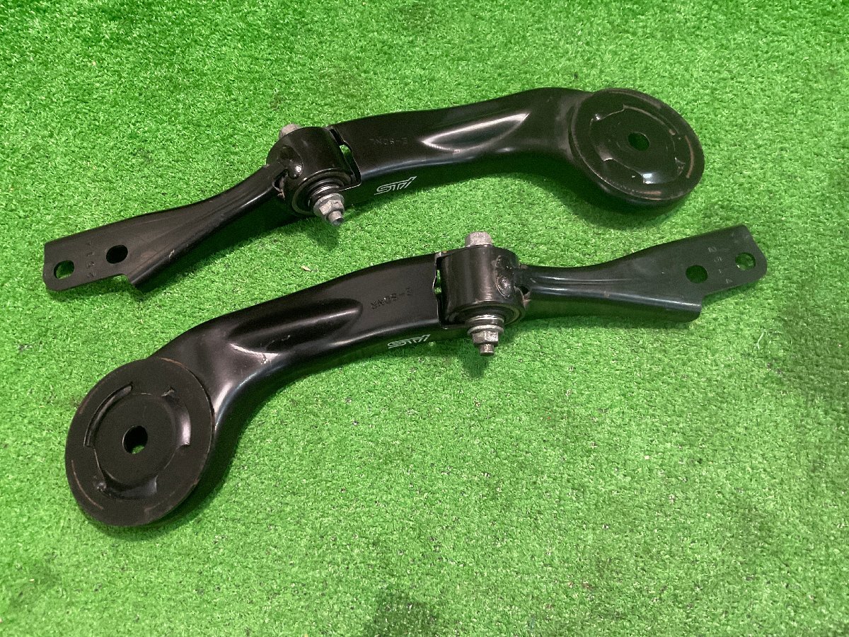 STI フレキシブルサポート リア ST20156ZR000 GRB GRF GVB GVF YA5 BM