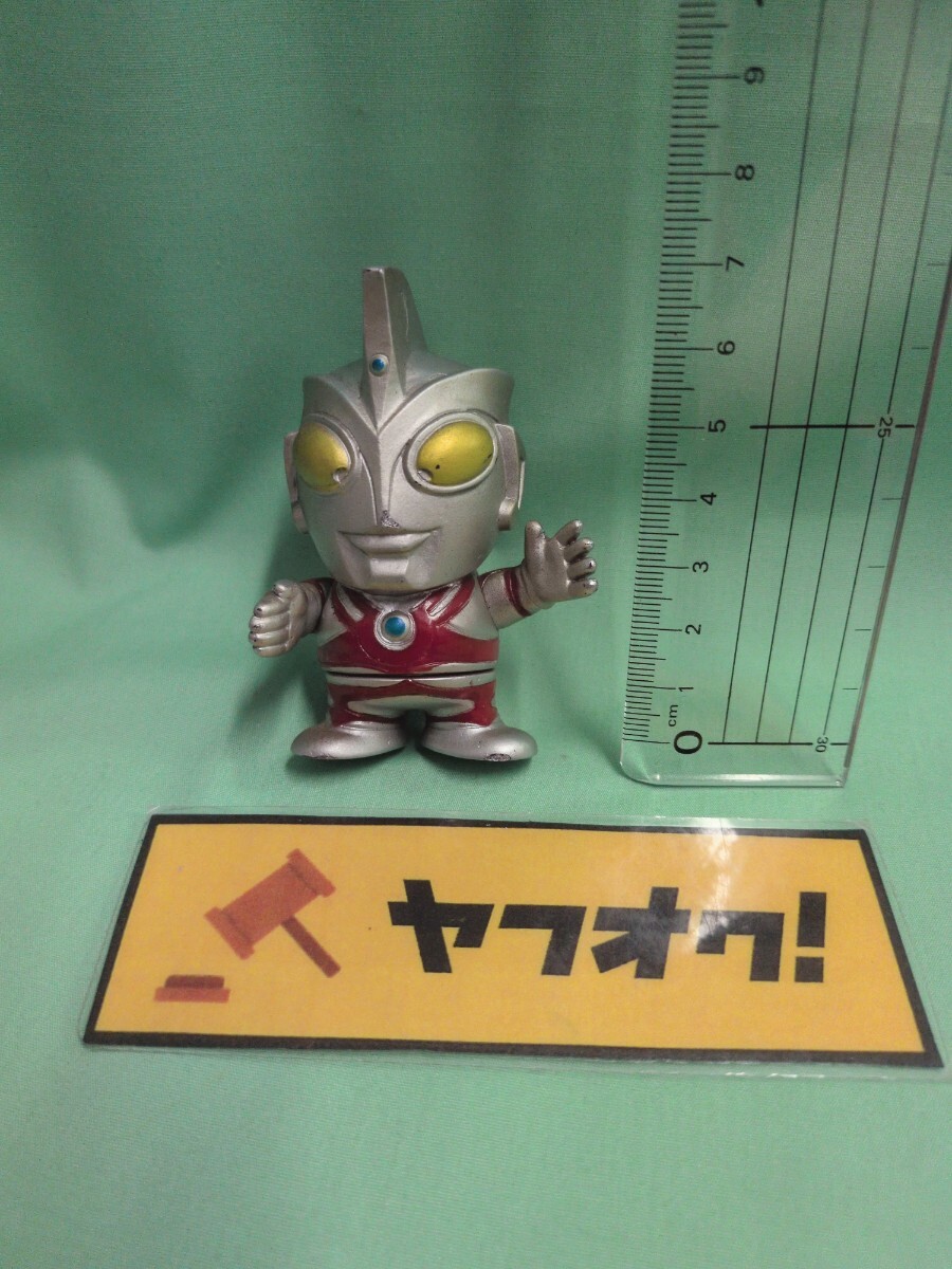 2131♪中古 バンプレスト 1990年 ウルトラマン倶楽部 バンプレカード