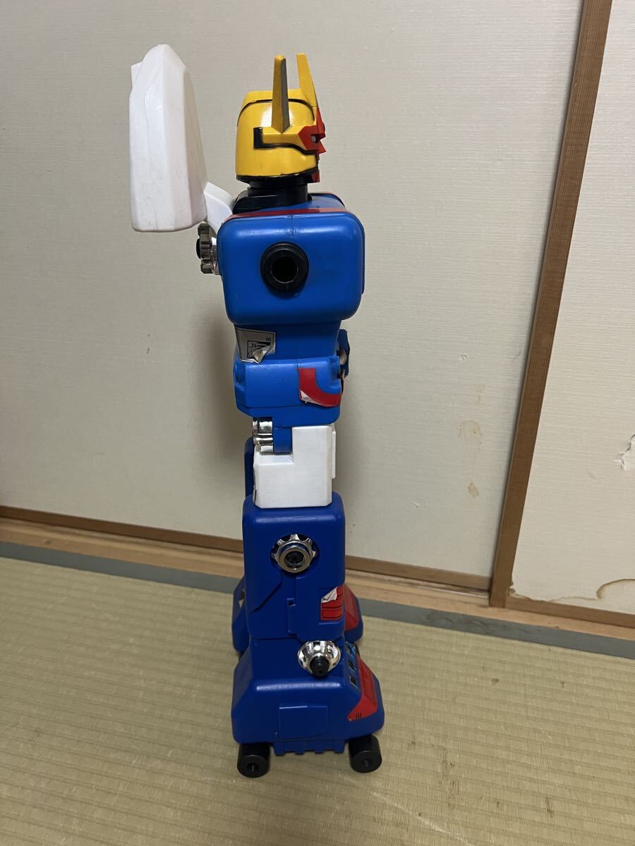 新品】☆電子戦隊デンジマン ダイデンジン ミニソフビ2体☆ビクトラー