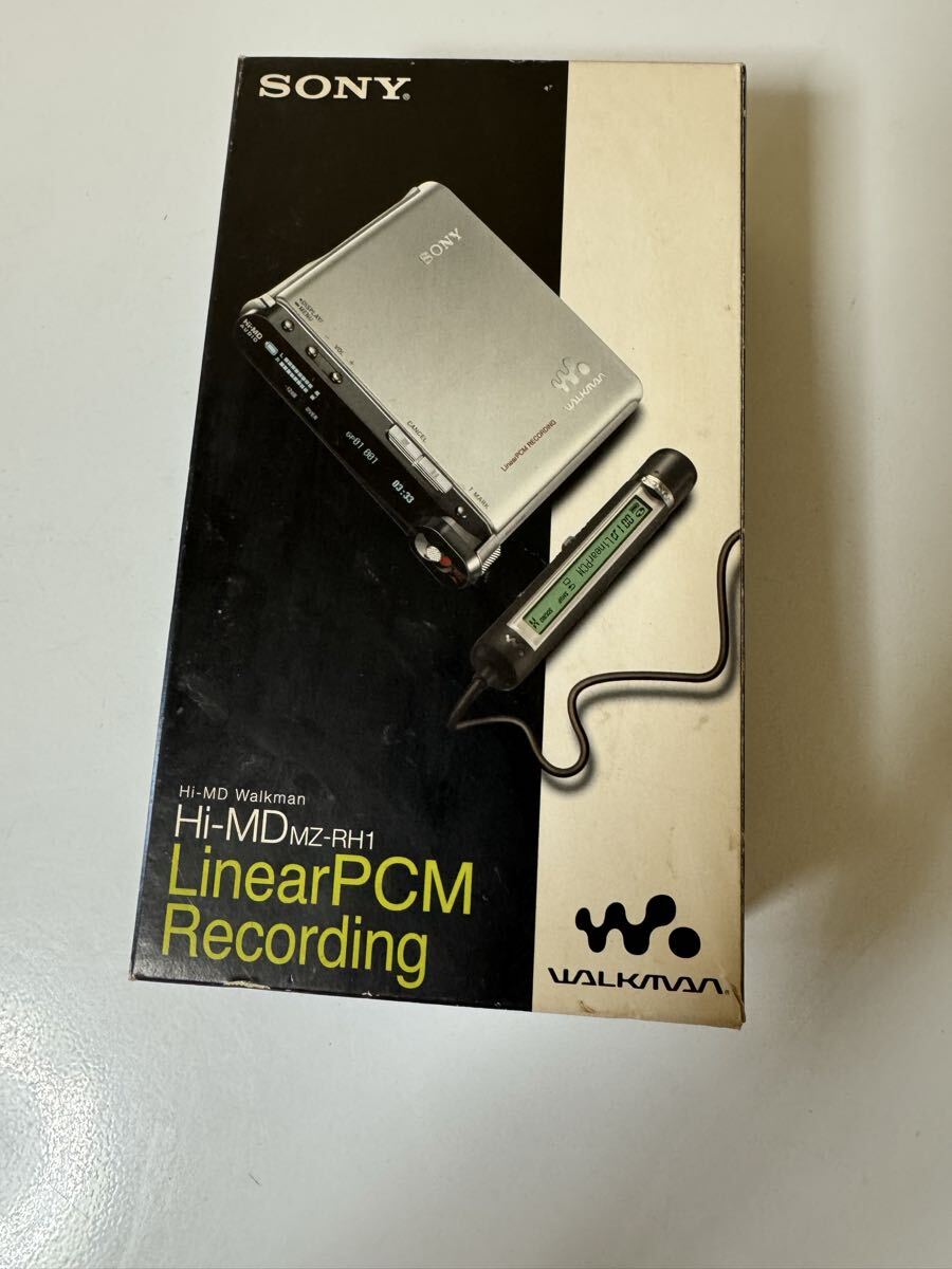 希少 ソニー/SONY WALKMAN スケルトンウォークマン WM-504 カセット