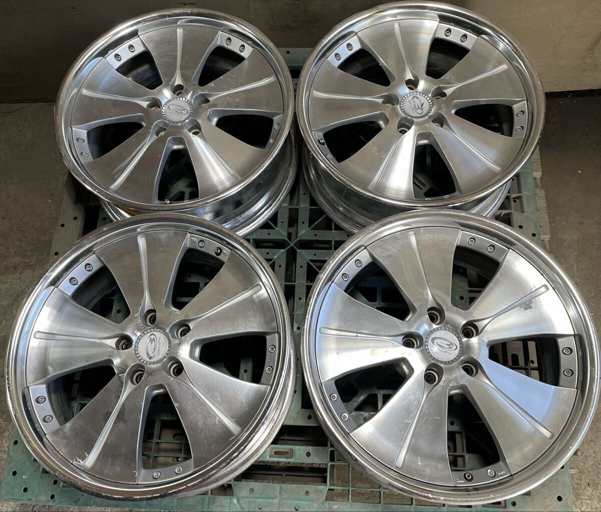 WEDS ウェッズ ベローナ メッキ ディッシュ 18インチ 5穴 114.3 8J 9J
