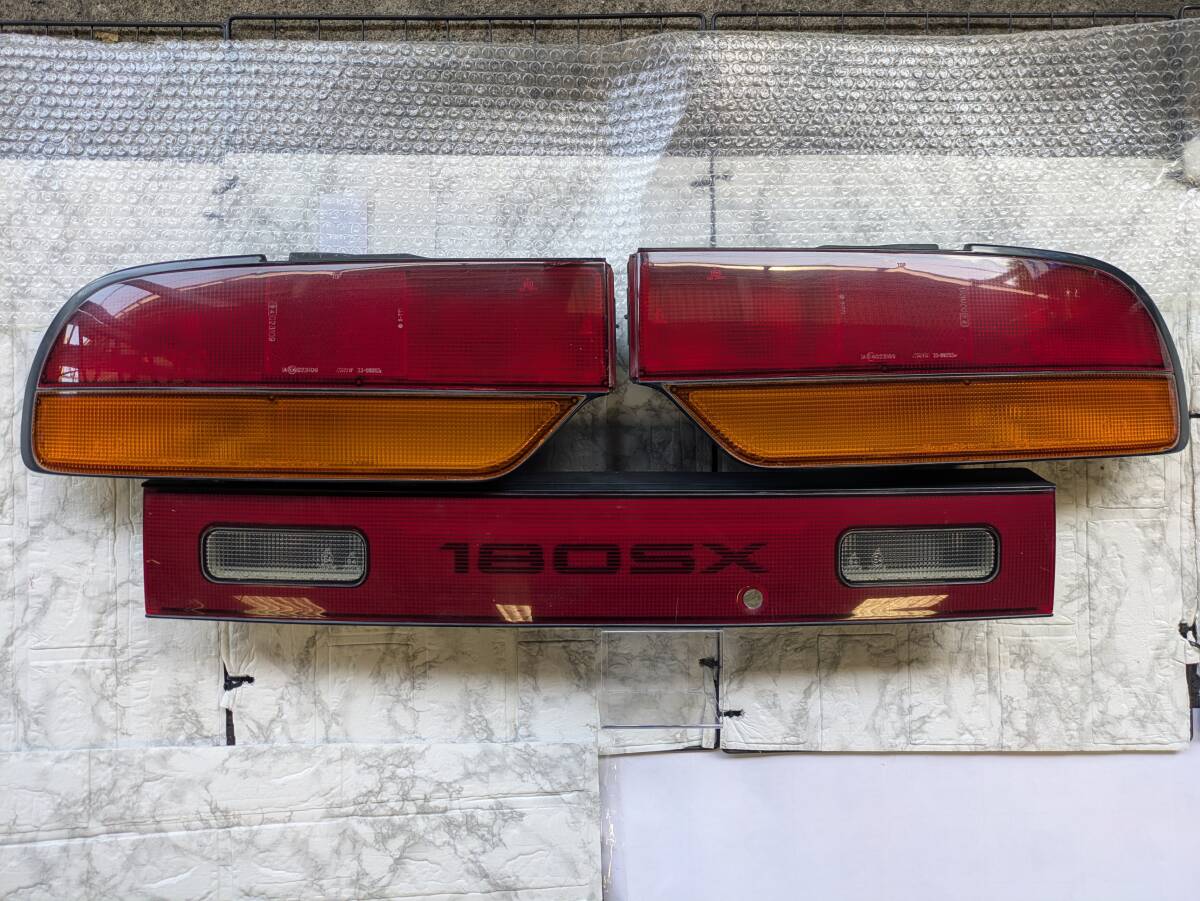 やや傷や汚れあり】超希少！程度良好！トヨタ純正 AE86 レビン 後期 2