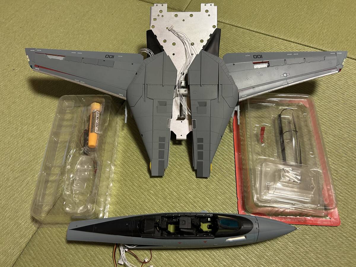 レトロ おもちゃ】ブリキ トムキャット F-14 TOMCAT ルーレット付き 12