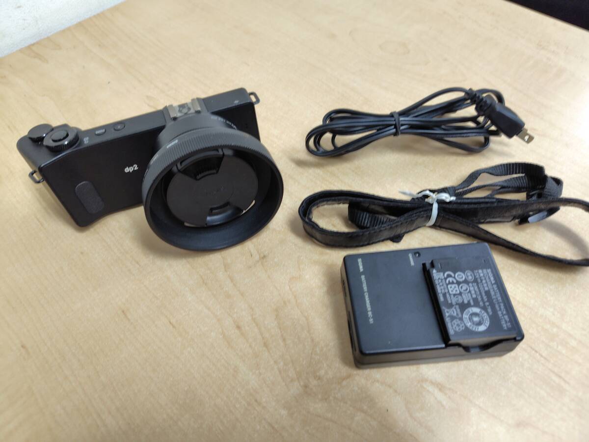 中古超美品】SIGMA dp2 Quattro（ビューファインダー：VF-41、レンズ