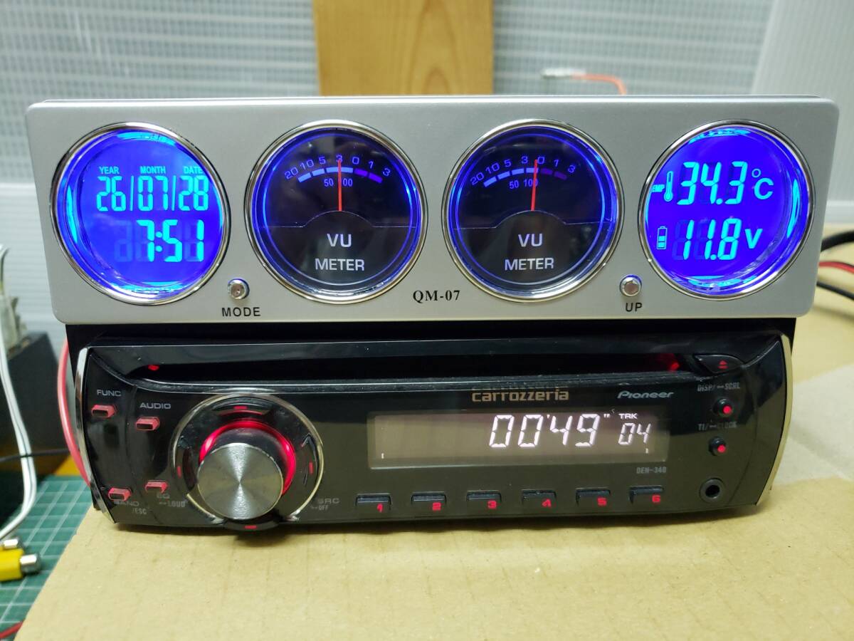 新品】オーディオマルチメーター 1DIN 4連メーター 温度計/電圧計