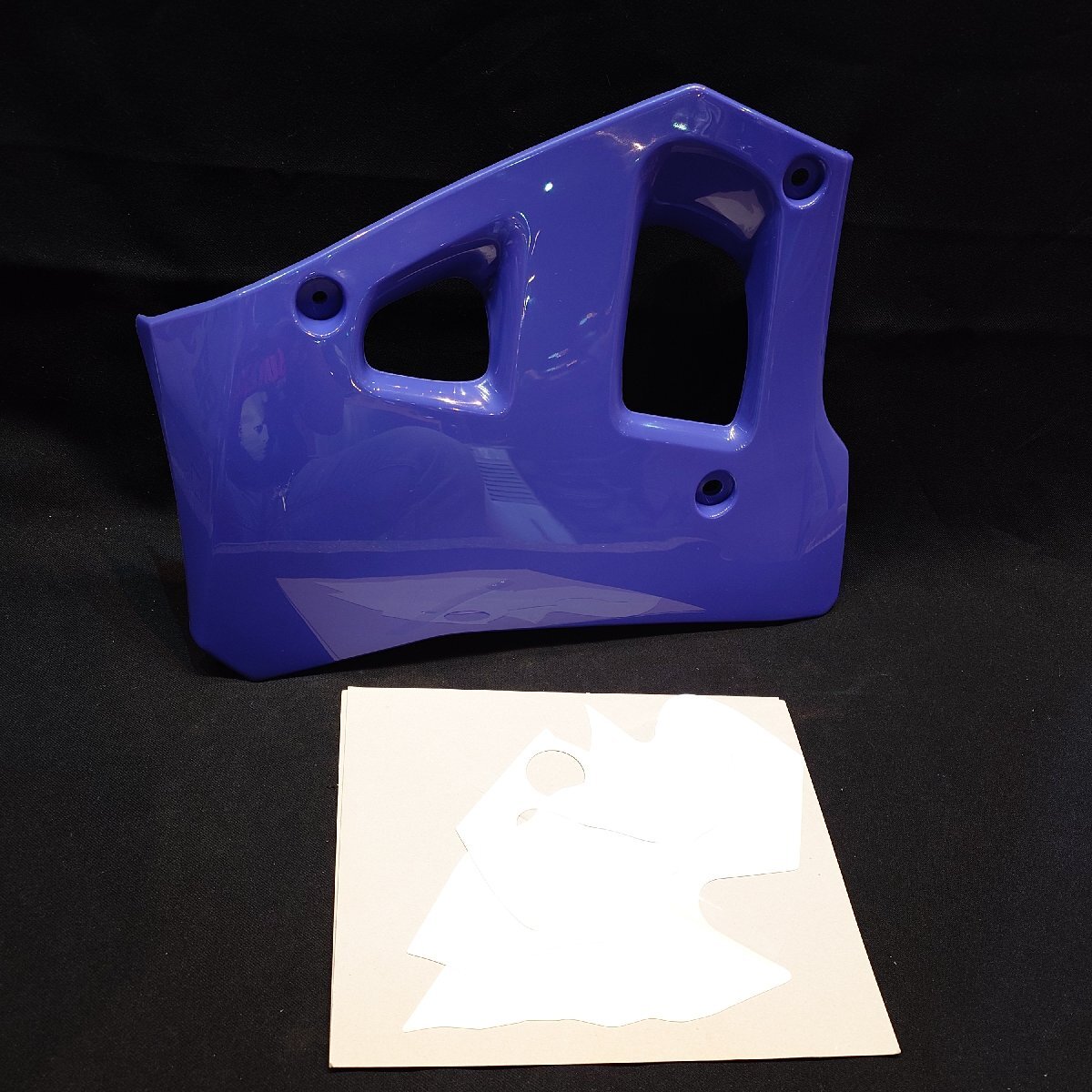 ◎TW200 タンクカバー（モトショップ五郎 FRP 白ゲル ステー付き TW