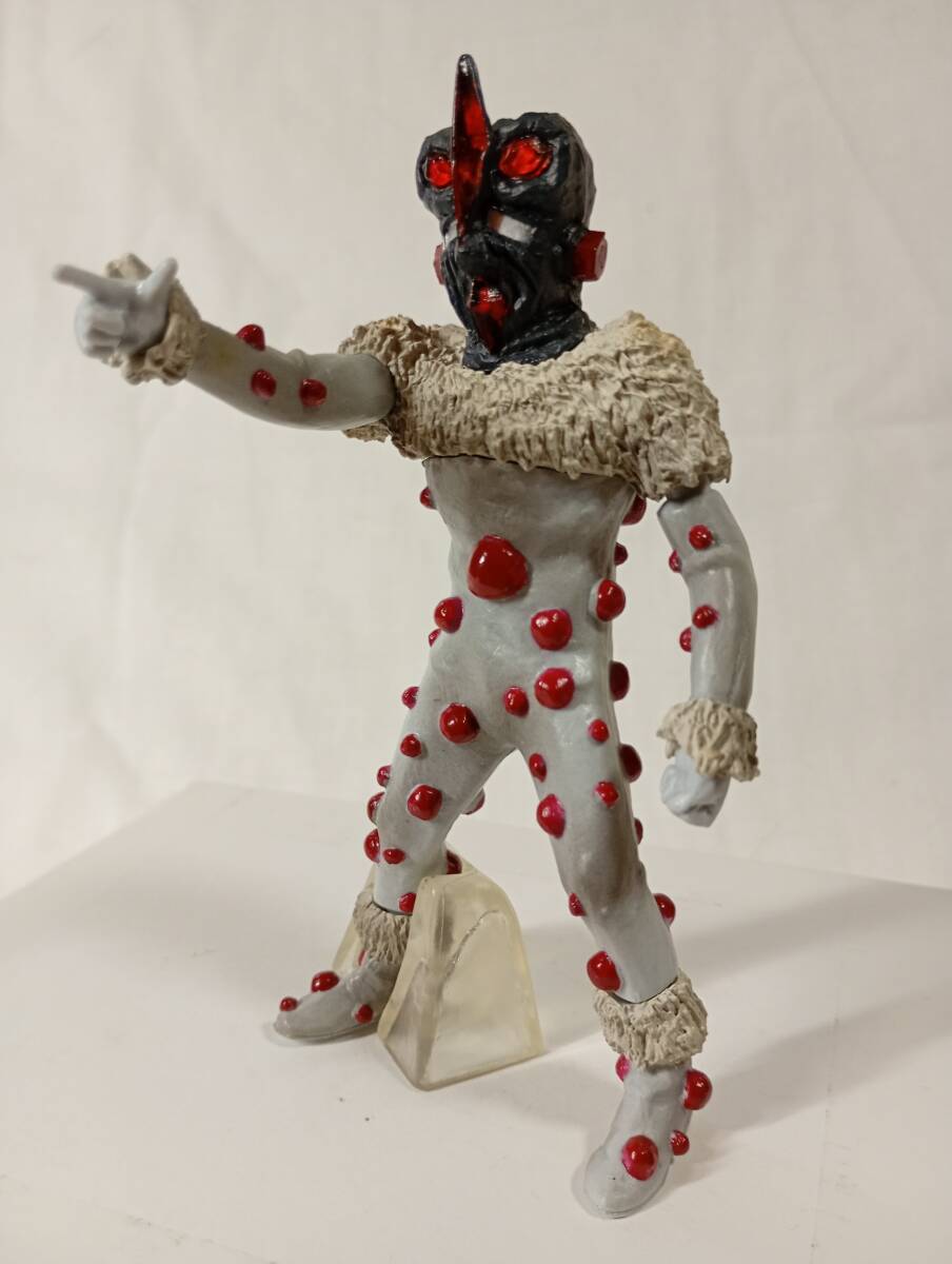 中古】ナックル星人 ソフビ／サイズ約12cm／帰ってきたウルトラマン