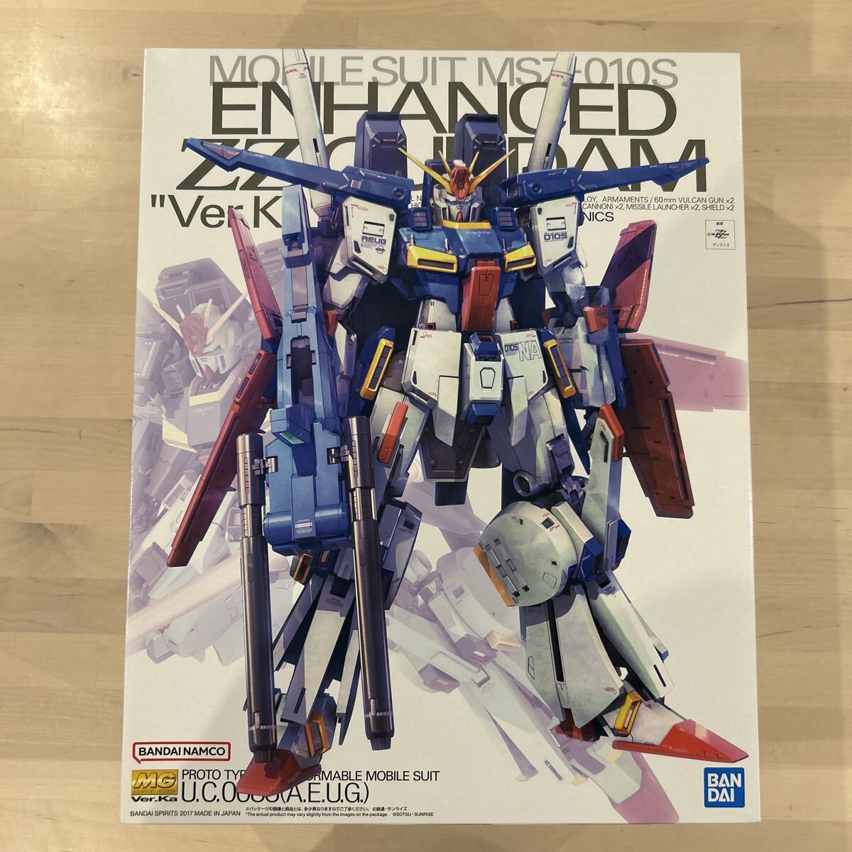 MG 1/100 ガンプラ ZZガンダム ver.ka Hi-νカラー 塗装済完成品 限定