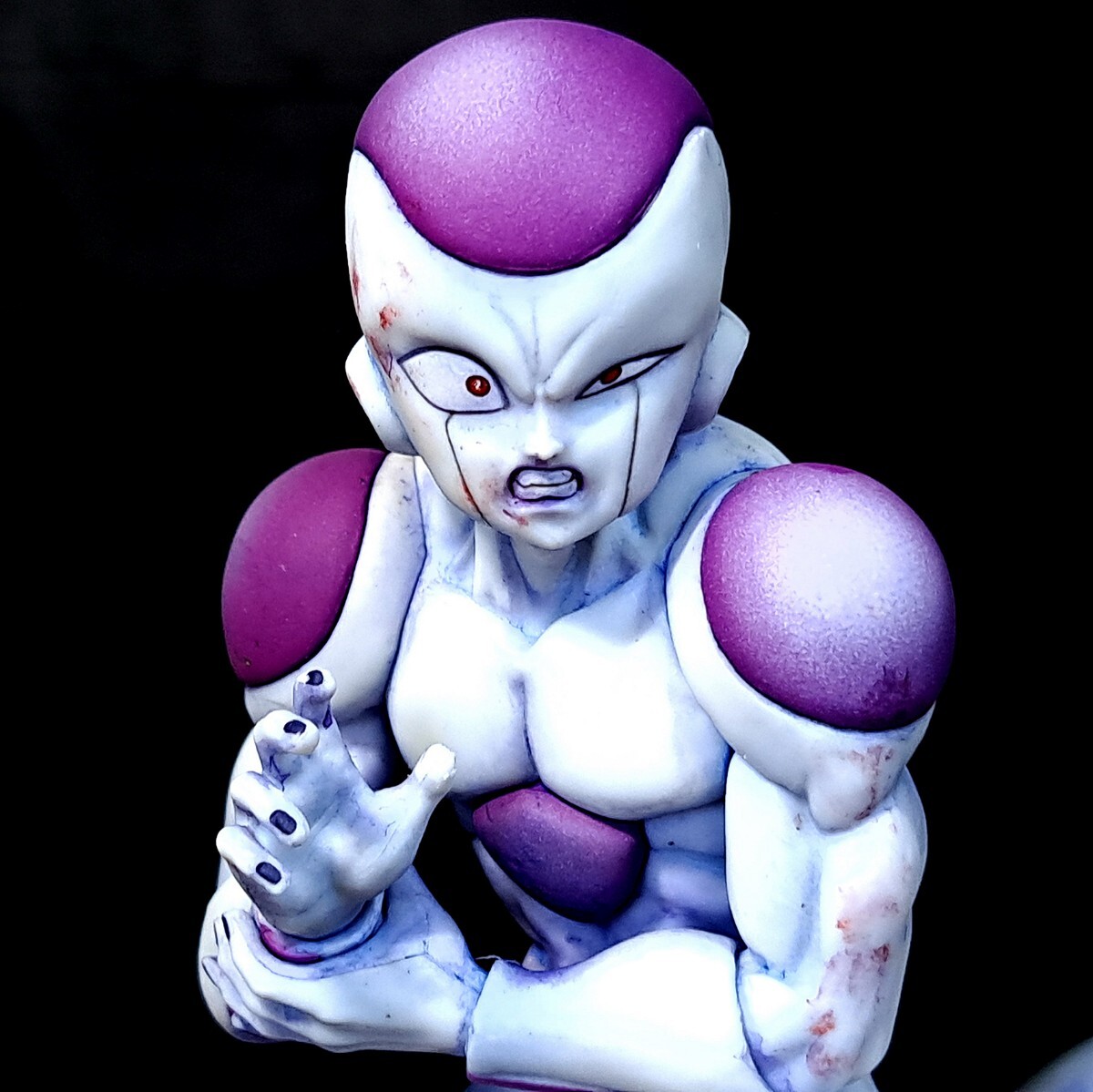 ドラゴンボール 人造人間18号 フィギュア リペイント DX組立式ぴちぴち
