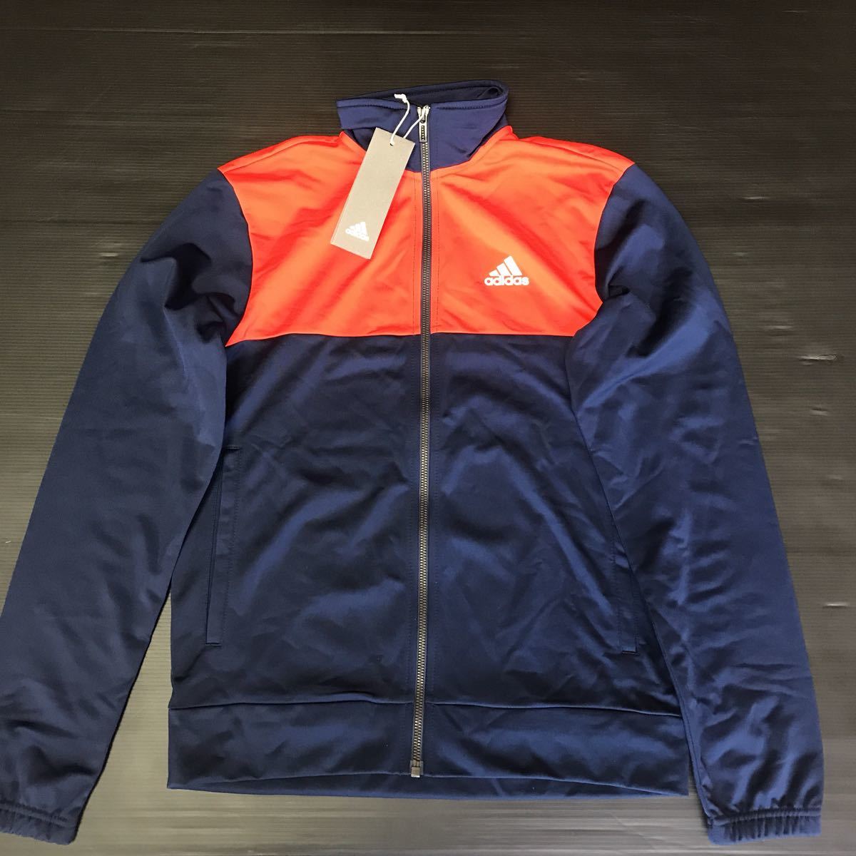 新品 アディダス ジャージ上下セット セットアップ ジャケット パンツ 紺 赤 Cf295 Mサイズ の落札情報詳細 ヤフオク落札価格情報 オークフリー スマートフォン版