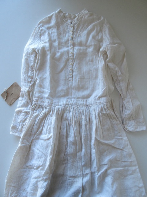 新品 未使用 マキマロ Clasico 草木染め リネンワンピース Antique White クラシコ ドレス シャツ ブラウス の落札情報詳細 ヤフオク落札価格情報 オークフリー スマートフォン版