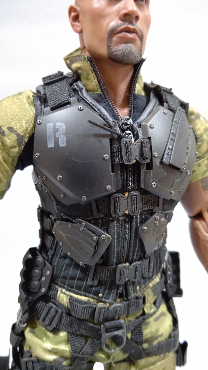 ホットトイズ 1/6 ロードブロック 【プロテクター/ベスト】 G.I.ジョー